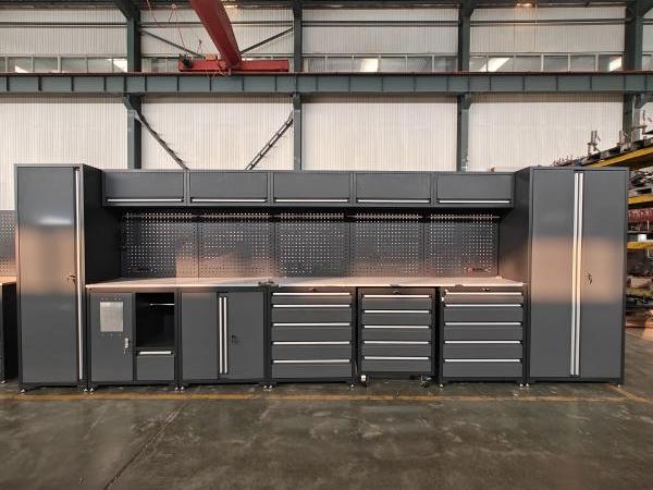 Gabinete de ferramentas: armazenamento engenhoso, a arma secreta para um trabalho eficiente