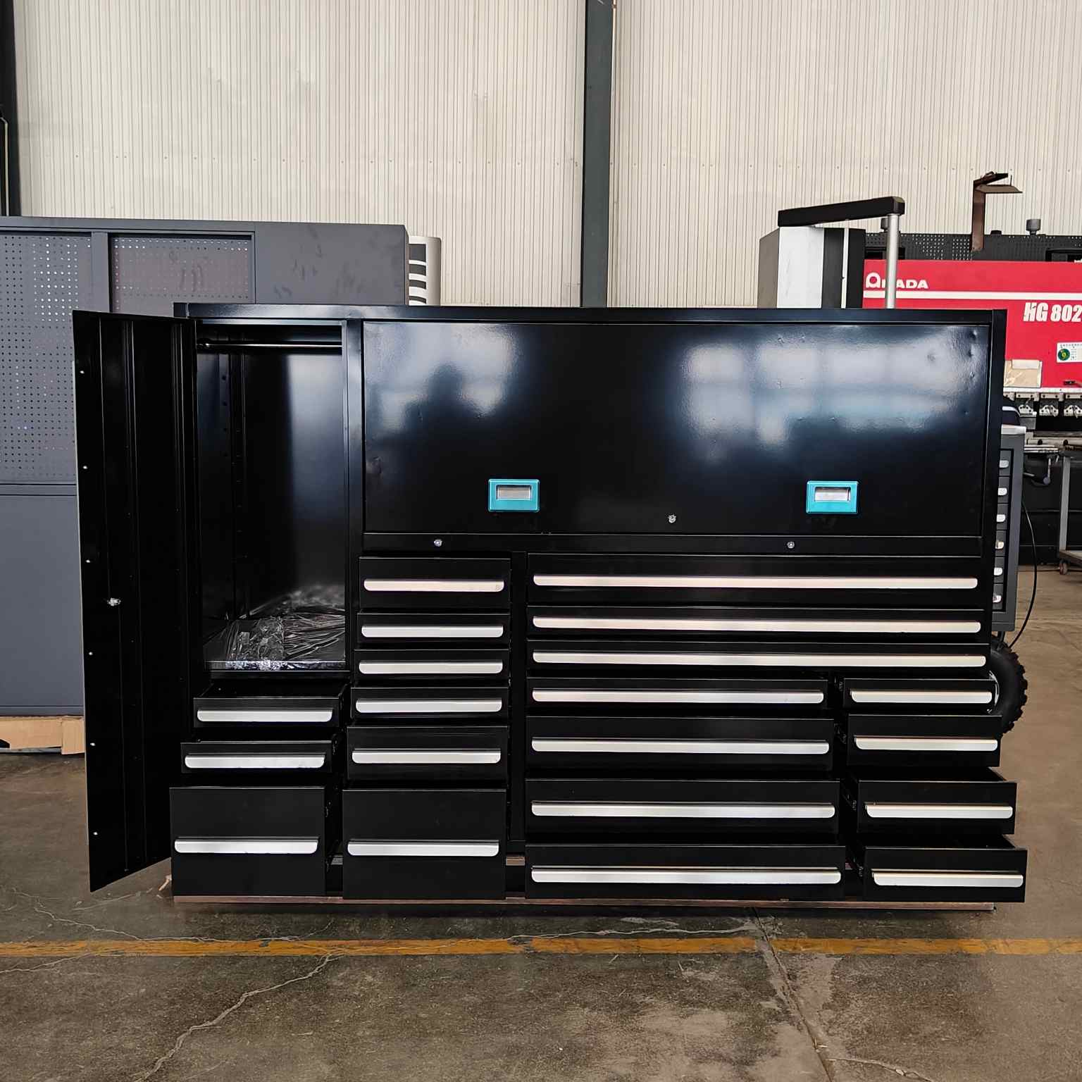 Gabinete de ferramentas multifuncional preto