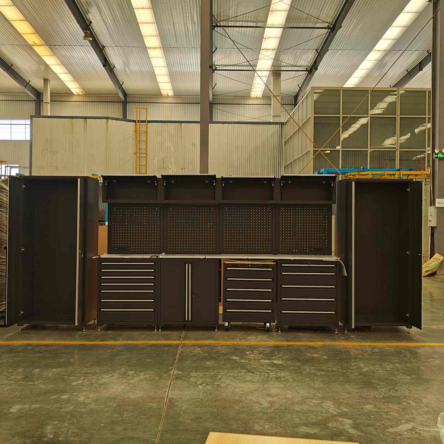 Conjunto de gabinete de garagem de aço laminado frio