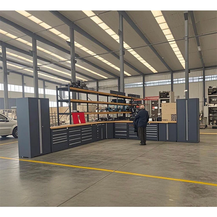 Garagem de combinação de canto armário