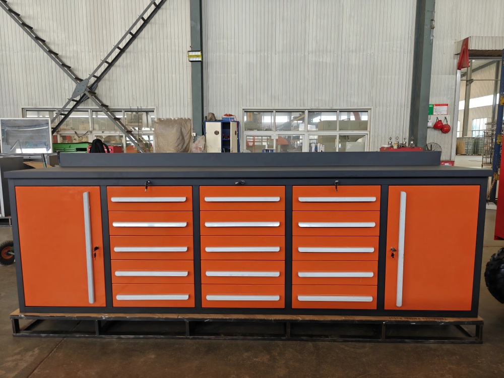 Workbench Orange